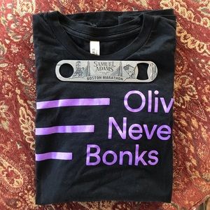 2021 Boston Marathon Sam Adams Commemorative Bottle Opener & Olive Promo Shirt M
